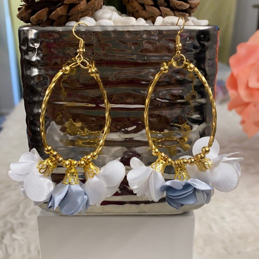 Oro Laminado 4" White Oval Bohemian Wire Handmade Earrings boho Festive